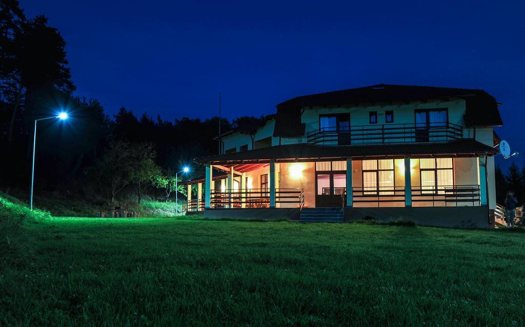 Rasarit de Soare Hotel Rotbav Exterior foto