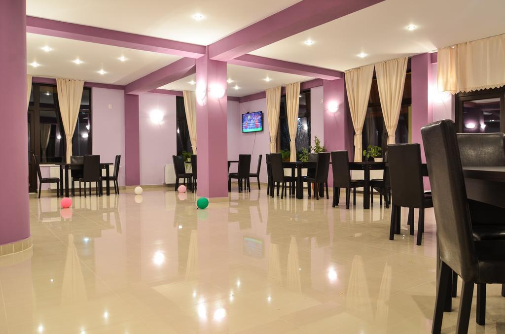 Rasarit de Soare Hotel Rotbav Exterior foto