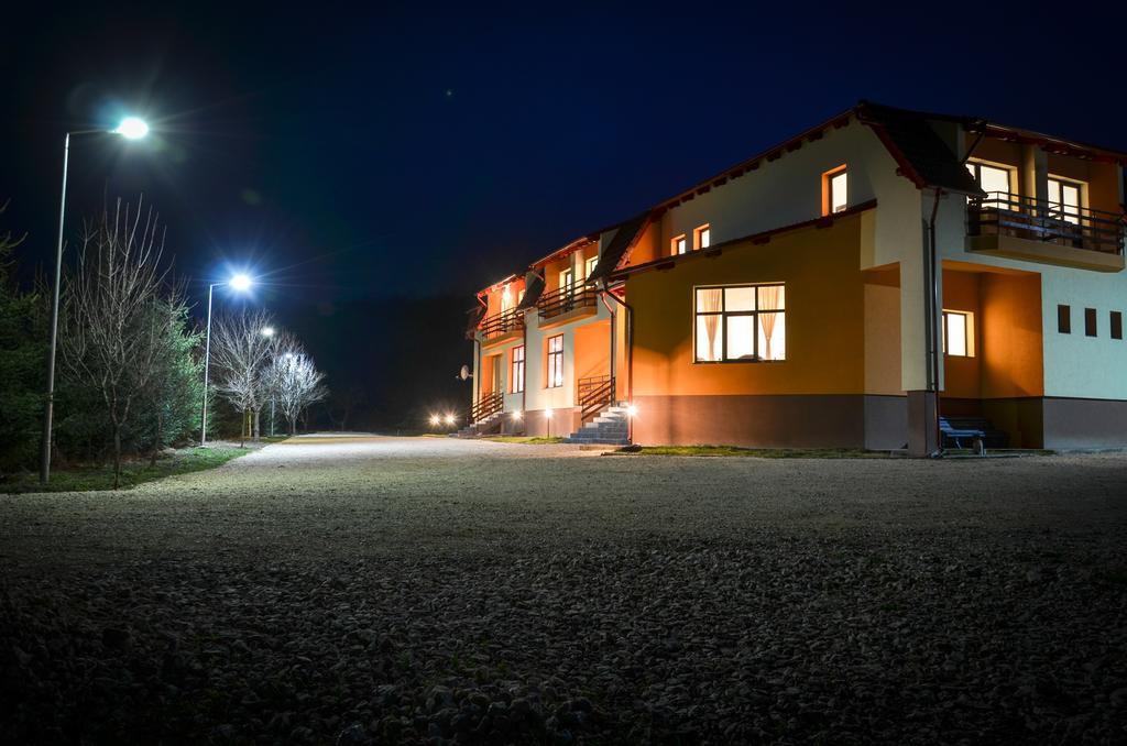 Rasarit de Soare Hotel Rotbav Exterior foto